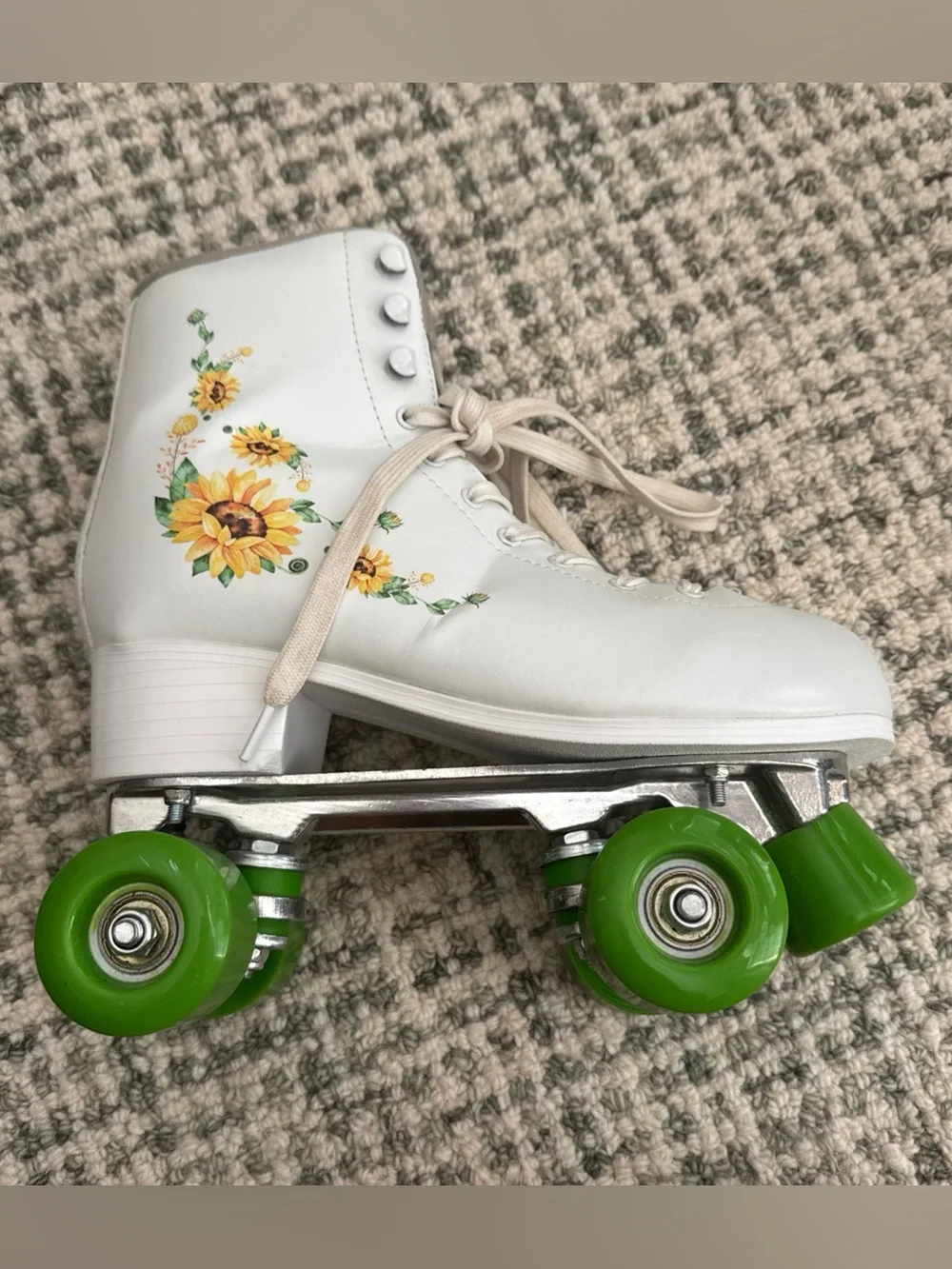 Gonex Size 8 Women’s Sunflower Skates